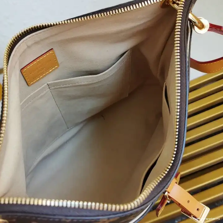 Fashionreps LV Bags 207B570015 0630
